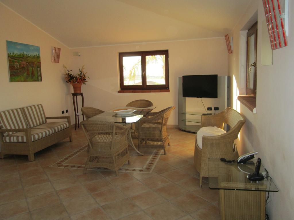 Complesso Turistico Ricettivo L'Oasi Del Golfo Di Salerno Apartment Battipaglia Exterior foto