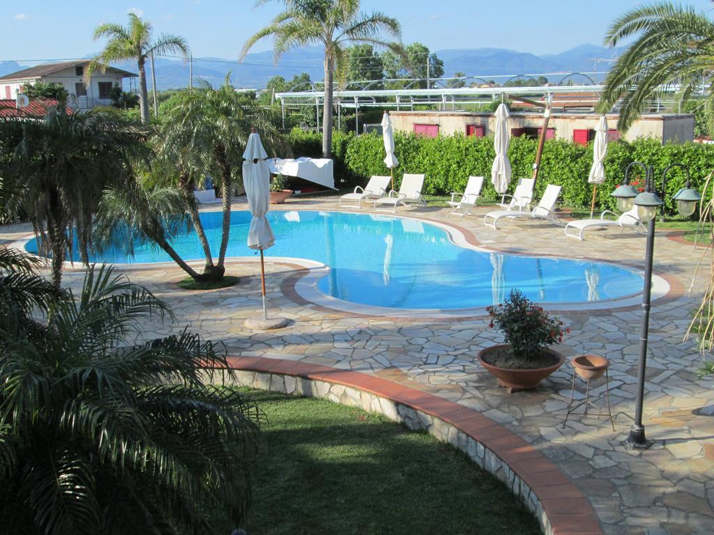 Complesso Turistico Ricettivo L'Oasi Del Golfo Di Salerno Apartment Battipaglia Exterior foto