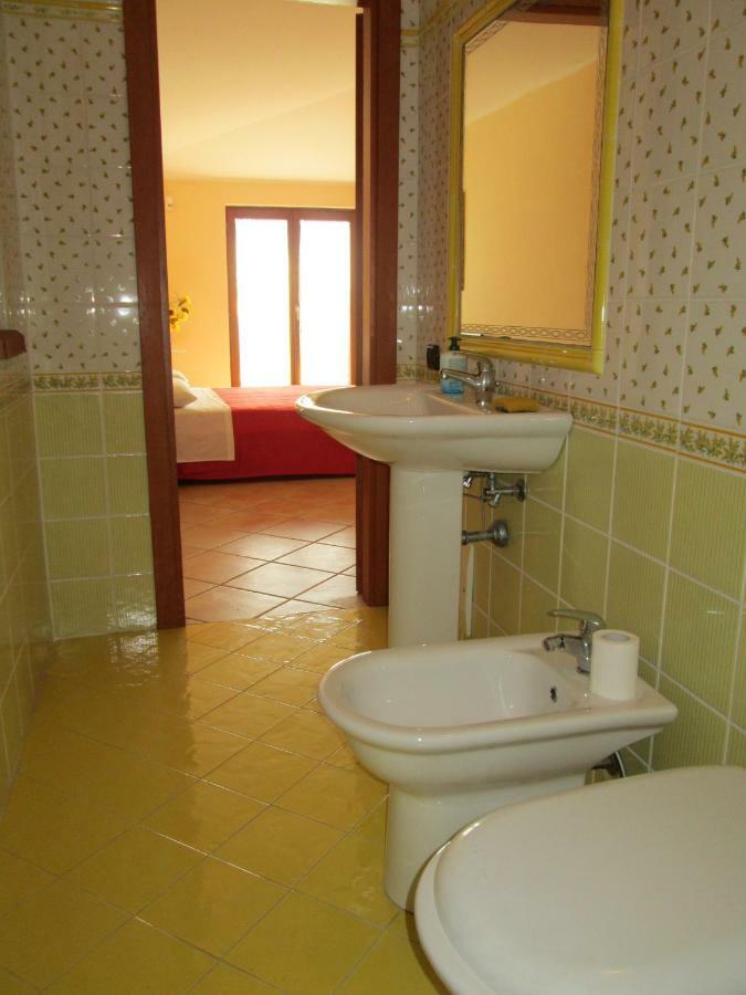 Complesso Turistico Ricettivo L'Oasi Del Golfo Di Salerno Apartment Battipaglia Cameră foto